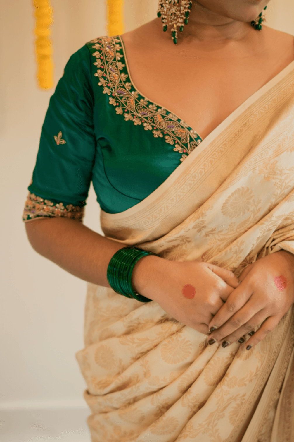 Piyabaha Blouse thumbnail 2