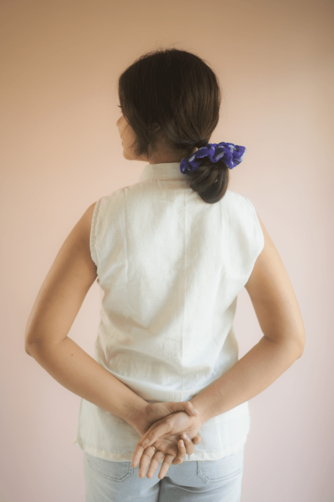 Blue Jamdani Scrunchy thumbnail 3