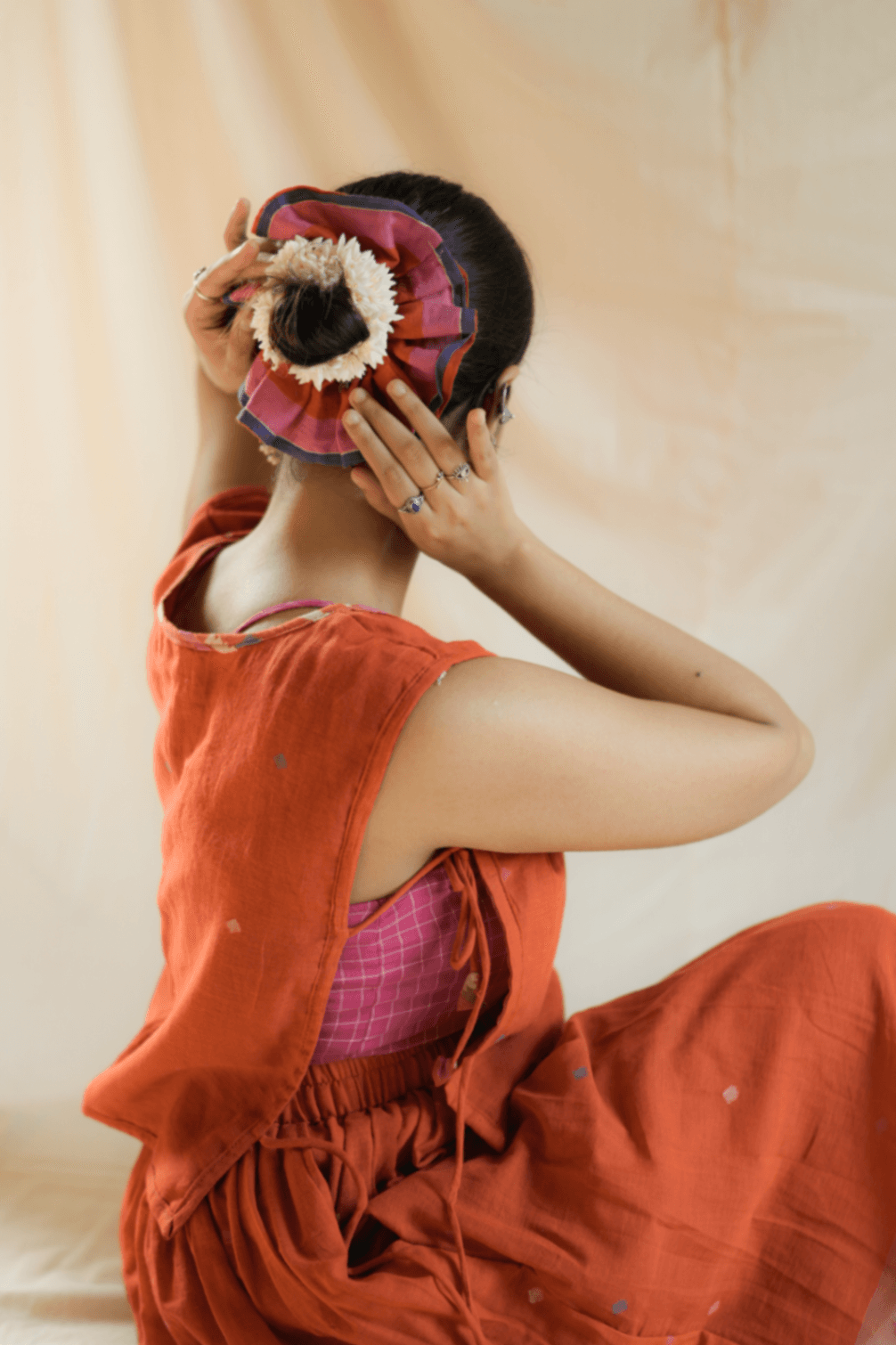 Bib Vest with Jamdani Small Motifs thumbnail 2